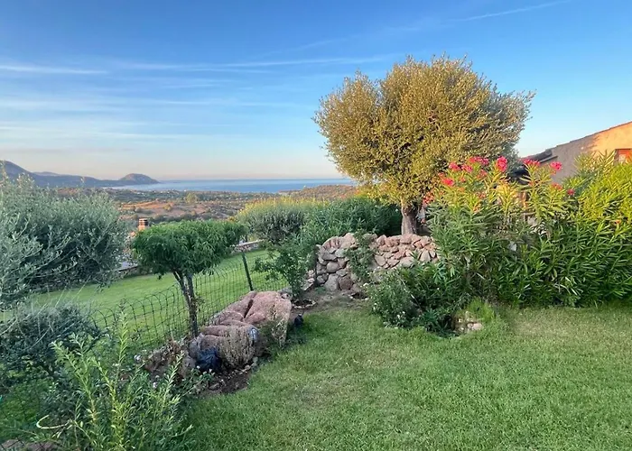 Villa Villino Flora Loiri Porto San Paolo